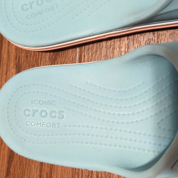 Crocs slides - Picture 3 of 4
